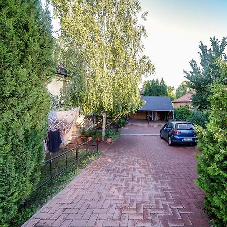 Tamas Apartman Balatonfoeldvar Sziveben- Egesz Evben Nyitva! Bagian luar foto