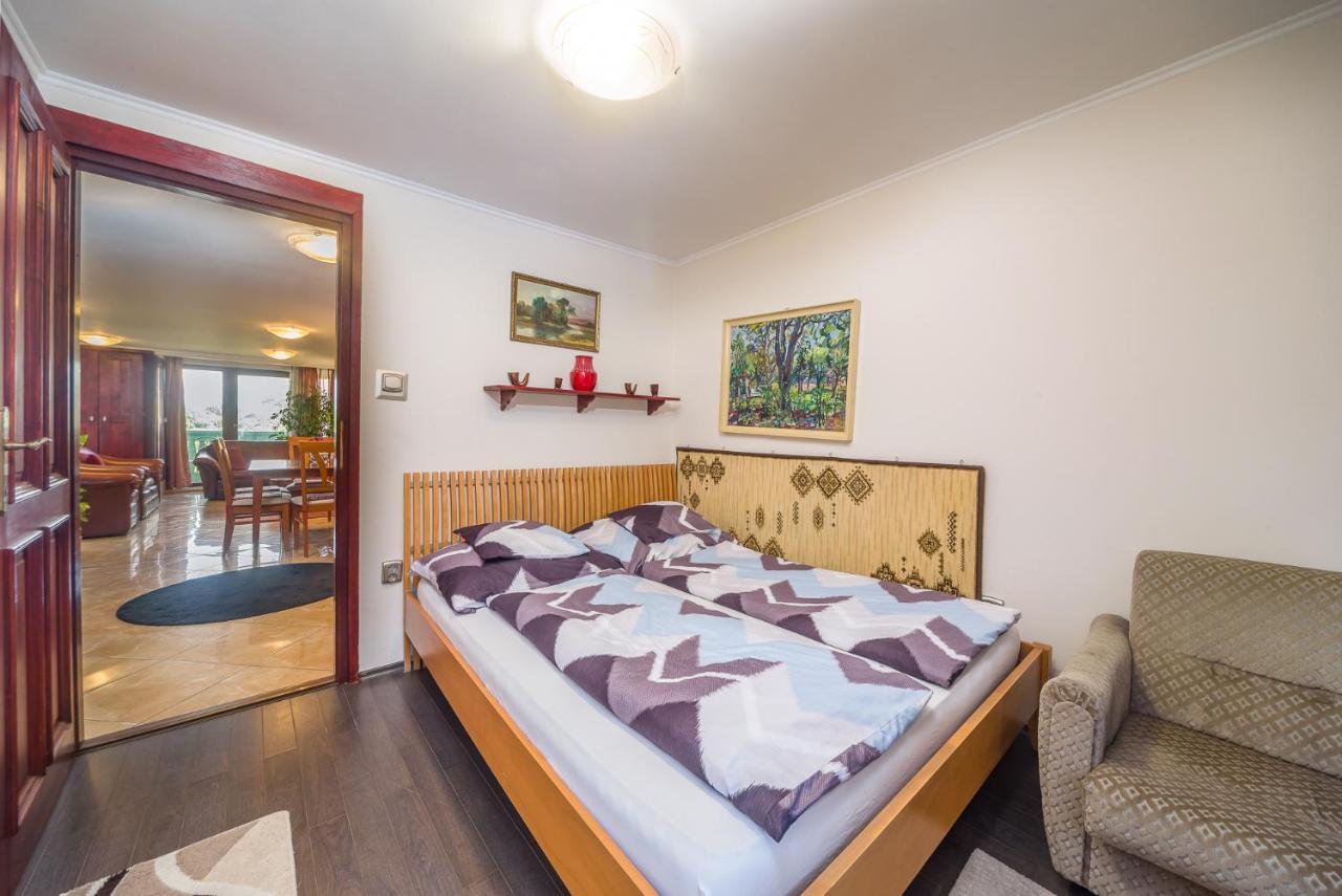 Tamas Apartman Balatonfoeldvar Sziveben- Egesz Evben Nyitva! Bagian luar foto